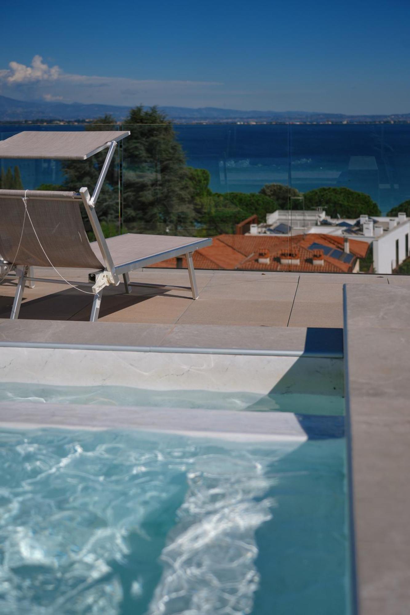 Hotel Palazzo Del Garda & Spa Desenzano del Garda Exterior foto