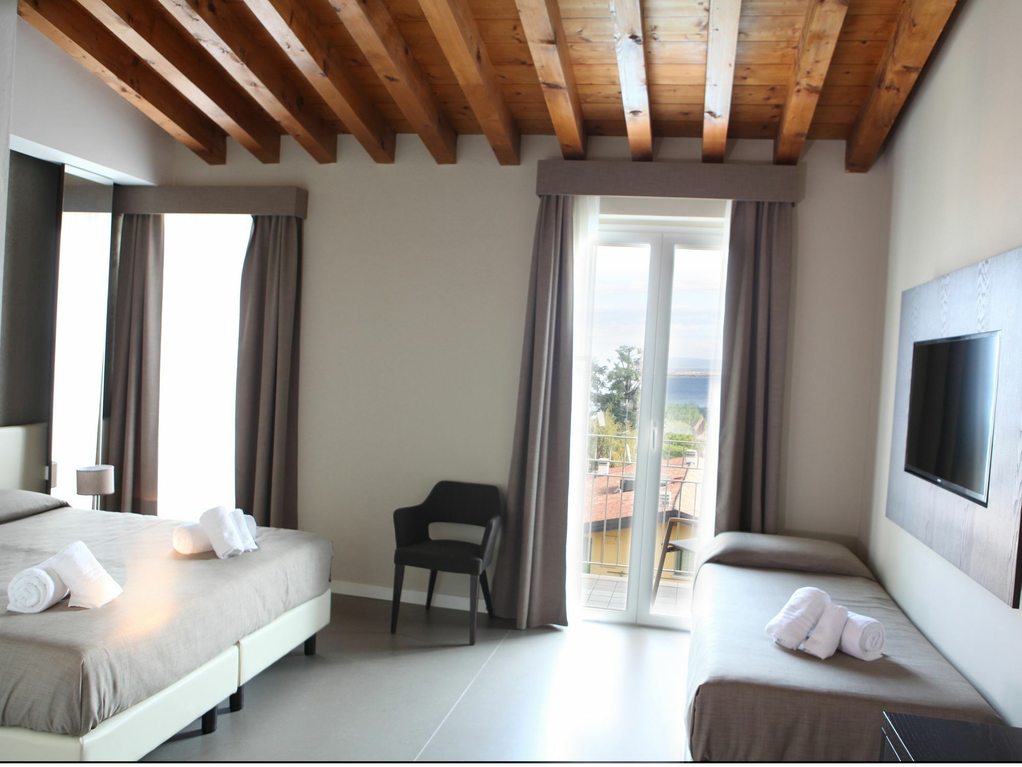 Hotel Palazzo Del Garda & Spa Desenzano del Garda Exterior foto